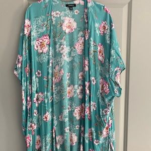 Torrid Kimono Size 1/2